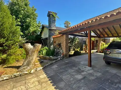 Casa venta ituzaingo amplio lote inversor · emprendimiento