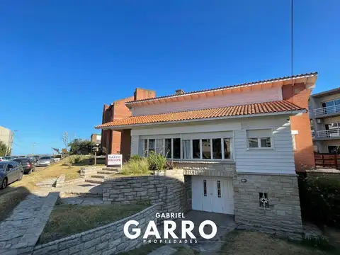 Chalet en alquiler temporal a media cuadra del mar