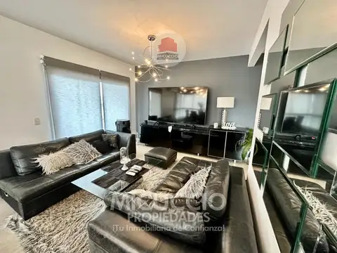 Departamento en Venta con 2 cocheras