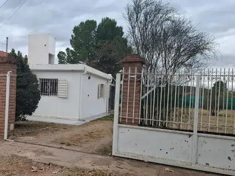 Casa en Alquiler en Juana Koslay, $ 500.000