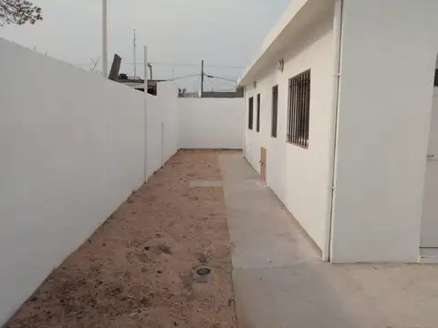 Depto Tipo Casa en Alquiler de 2 ambientes