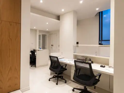 Oficina en Alquiler en Barrio Norte, USD 2.300