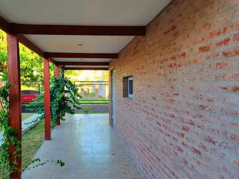 Casa en Venta en Colonia Avellaneda, USD 80.000