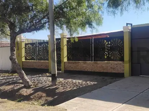 Casa en venta en Barrio Las Rosas 5, Guaymallén