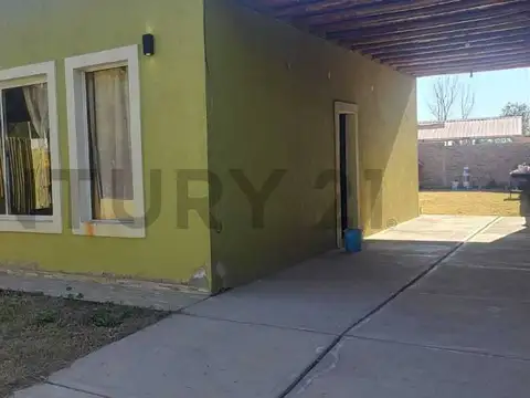 Buenos vecinos 3100, Piso 0