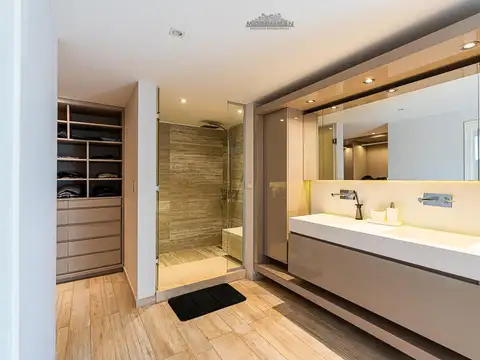 Casa en Alquiler al Este