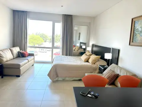 Av. Del Puerto Jc4332120000 200, Piso 1