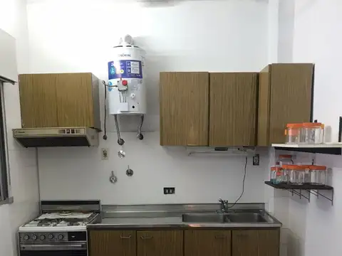 Depto Tipo Casa en Alquiler en Lomas de Zamora, $ 590.000