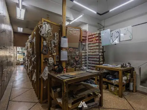 VENTA LOCAL COMERCIAL CON SUBSUELO EN CENTRO 181M2