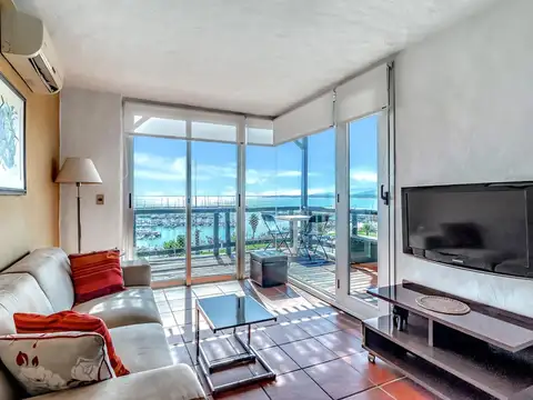 VENTA DEPARTAMENTO 3 DORMITORIOS PIRIAPOLIS
