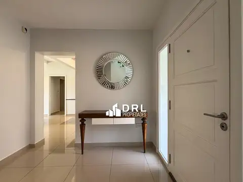 Casa en Alquiler de 3 dormitorios