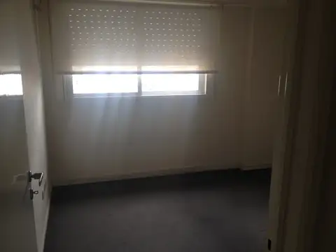 Moreno 800, Piso 16