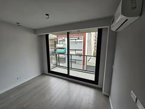 Avenida Olazábal 2100, Piso 5