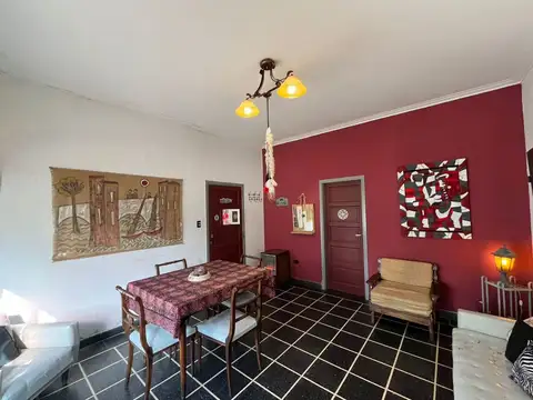 Depto Tipo Casa 3 ambientes con 2 baños