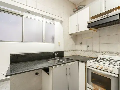 Venta 4 Amb. c/dependencia y balcón en Caballito