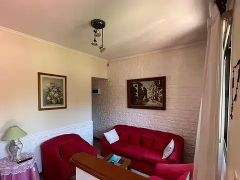 Casa en Venta en Adrogue, USD 205.000