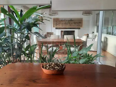 Casa en Alquiler en Praderas De San Lorenzo, USD 2.500