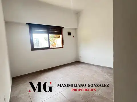 Casa en Venta en Rafael Calzada, USD 120.000