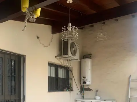 Casa en Venta en Olivos, USD 280.000