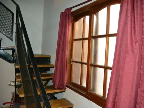 Depto Tipo Casa en Venta 72 años