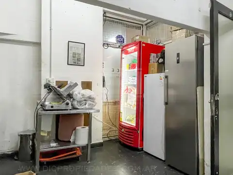 Local en Venta 40 años