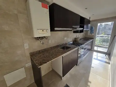 Departamento en Alquiler con 1 cocheras