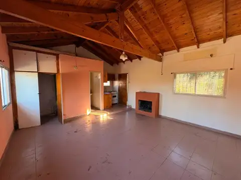 Maquinista Savio (Peru 5038) A REFACCIONAR. 3 viviendas. Lote 600 m2