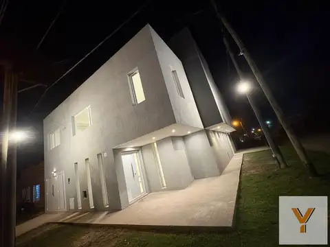 Dúplex en venta - 3 Dormitorios 2 Baños - Necochea
