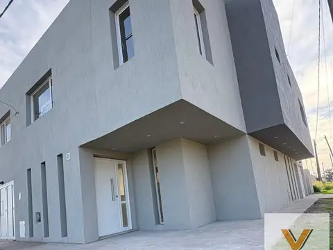 81 y 46