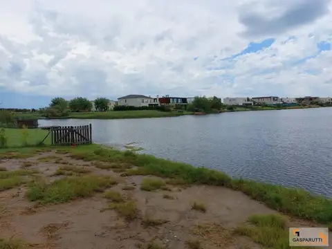 Lote en Venta Al Agua en Puertos Muelles, Escobar!