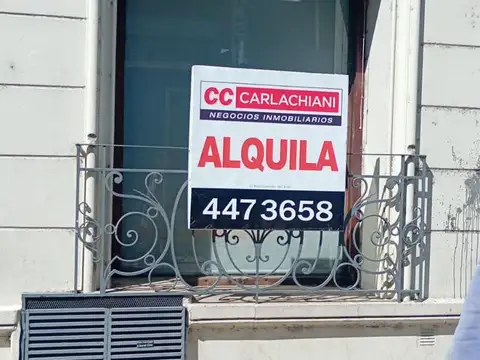 Casa en alquiler USO PROFESIONAL- COMERCIAL- INSTITUCIONAL