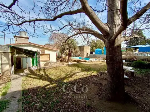 Casa en Venta con 1 cochera