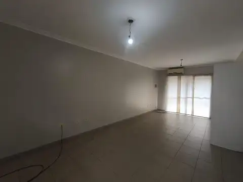 Departamento en Alquiler en Mendoza, $ 600.000