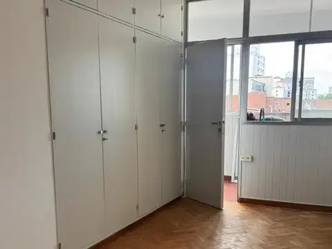 Departamento 4 ambientes con 3 baños
