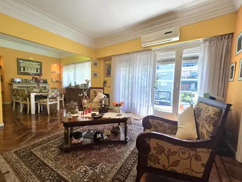 Departamento 4 ambientes con 2 baños