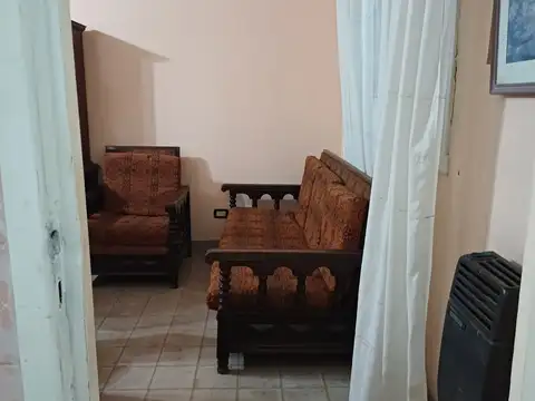 Local en Alquiler en Villa Morra I, $ 111