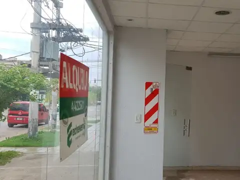 Local en Venta 30 años