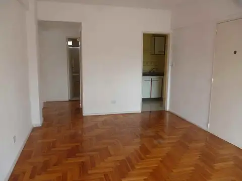 Depto de 4 amb. Apto Prof. 2 Balcones. Colegiales