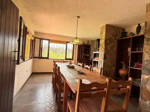 VENTA CASA LA MERCED CHICA 100 mts de RUTA 51
