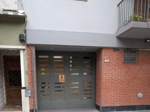 Galpon en Venta en Villa Pueyrredón, USD 120.000