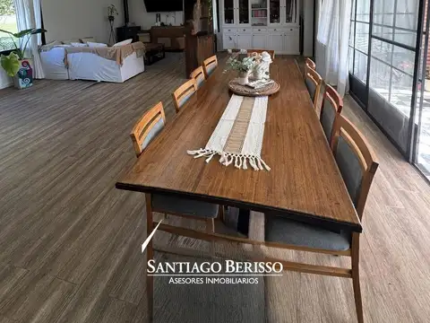 Casa 5 ambientes con 2 baños