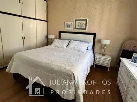 Casa de 4 ambientes en Quilmes Oeste