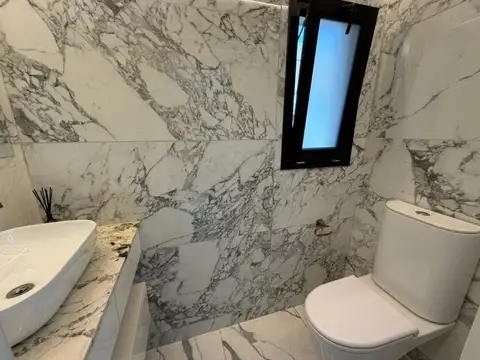 Casa en Alquiler de 3 dormitorios