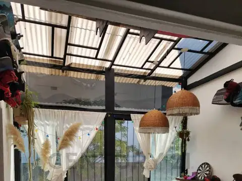 EXCLUSIVO PH 4 AMBIENTES MULTIFAMILIAR- QUINCHO CON HABITACION Y BAÑO LISTO PARA
