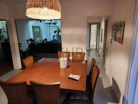 Depto Tipo Casa en Venta de 4 dormitorios