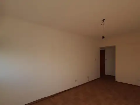 Muy lindo 2 ambientes - Pleno centro comercial