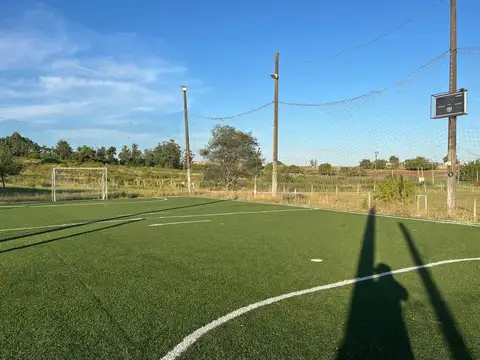 Camino a La Macana, a 2000 metros de Ruta Nacional N° 5 1200