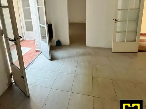 Depto Tipo Casa en Alquiler en Flores, $ 1.600.000