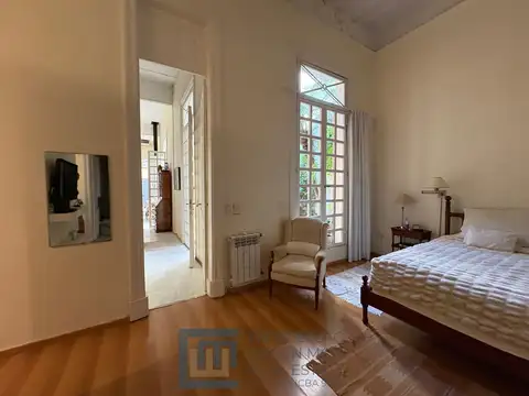 Gorriti al 5600. Casa con patio, pileta, terraza y parrilla!