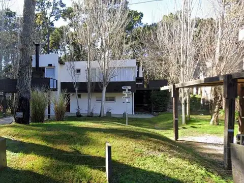 Complejo de Viviendas - 3 Casas - 700Mts2 - Mar Azul